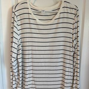 Old Navy Luxe Black and White Striped Tee